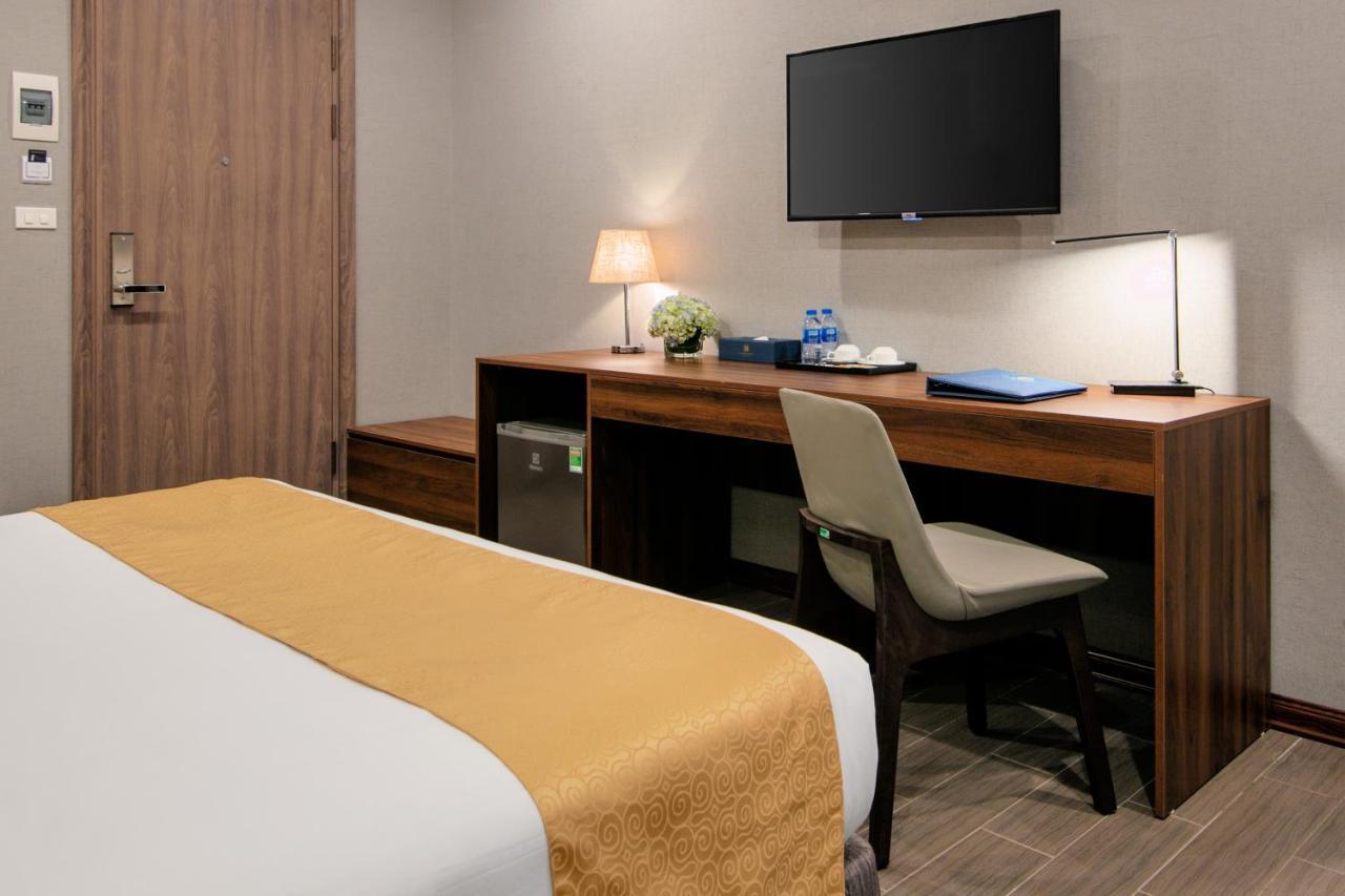 נין בין Golden Season Hotel מראה חיצוני תמונה